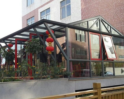 露臺(tái)陽(yáng)光房